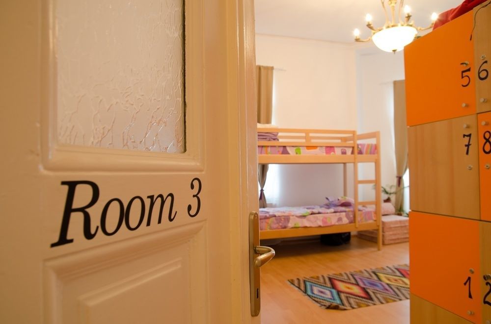Little Bucharest Old Town Hostel Экстерьер фото