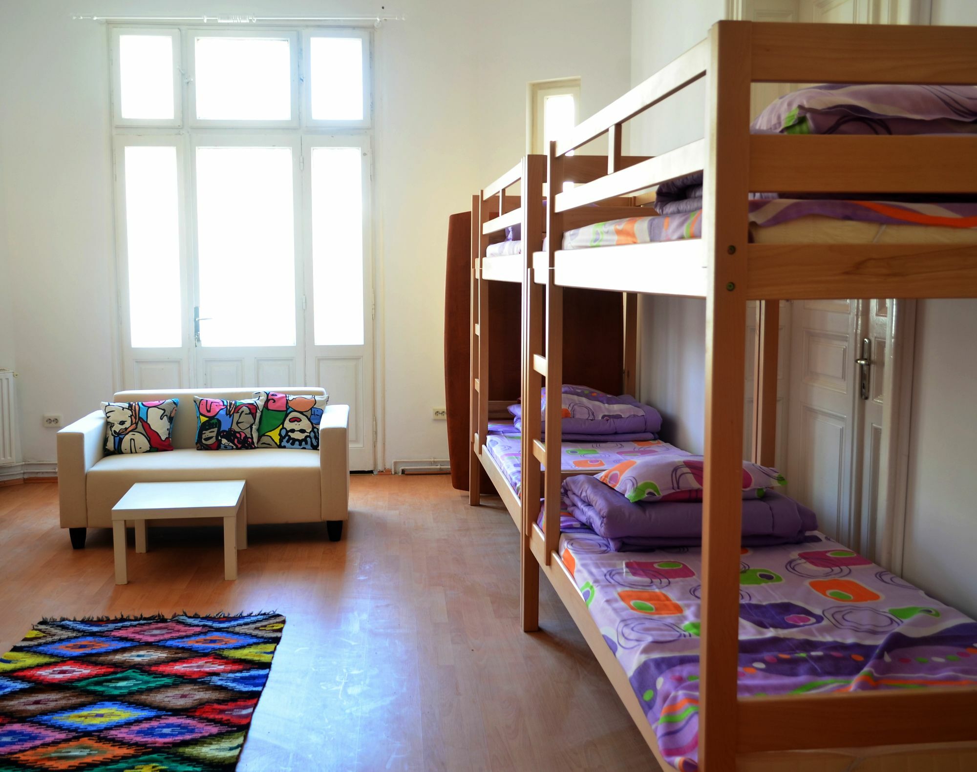 Little Bucharest Old Town Hostel Экстерьер фото
